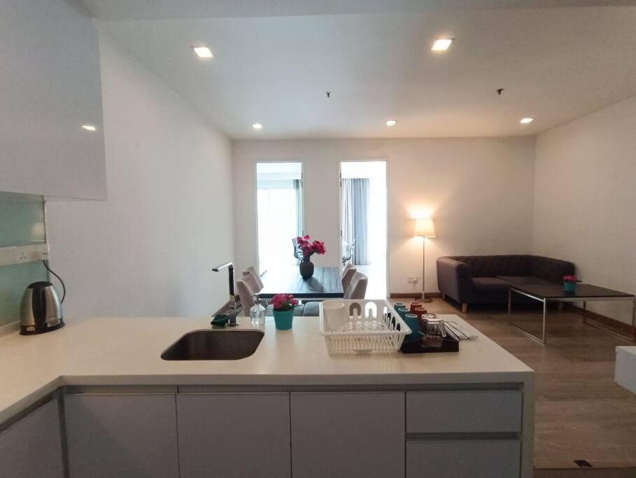 Rm201 Bukit Bintang 2 Bedroom Balcony View