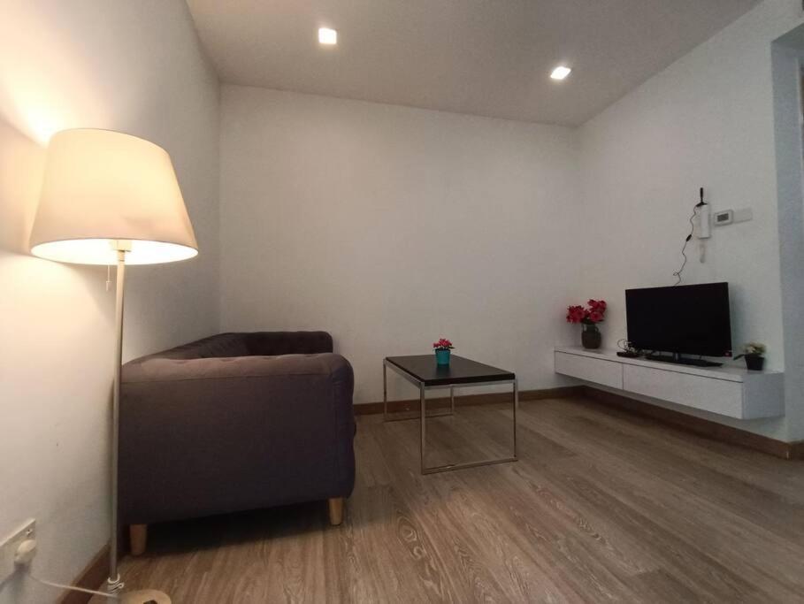 Rm201 Bukit Bintang 2 Bedroom Balcony View Pangsapuri Kuala Lumpur